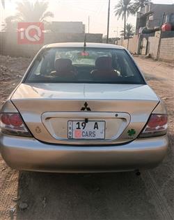 میتسوبیشی لانسەر